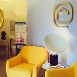 Esmeralda's Guest house 4*