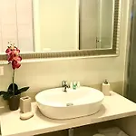 Esmeralda's Guest house 4*
