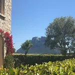 Guest house Esmeralda's 4*