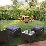 Guest house Esmeralda's 4*
