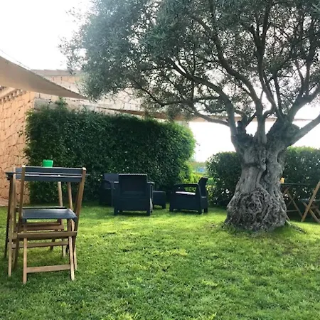 Esmeralda's Gæstehus Porto San Paolo (Sardinia)